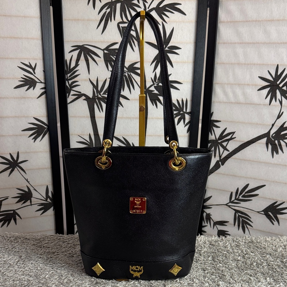 MCM Vintage black leather bucket/tote bag
